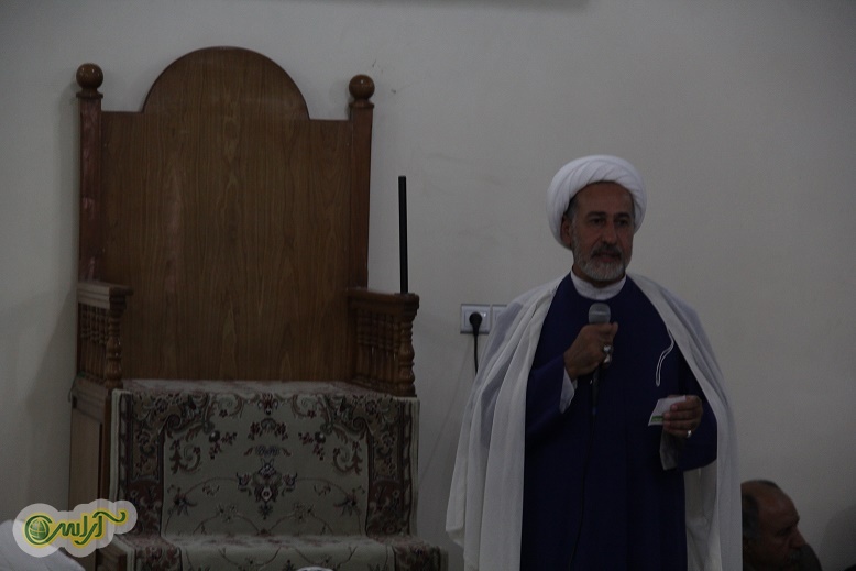 گزارش تصویری/ تجدید پیمان جمعی از سران و شیوخ عرب با دکتر کهرام رییس ستاد دکتر روحانی و حجت الاسلام فیاضی رییس شورای راهبردی ستاد انتخاباتی دکتر روحانی در خوزستان