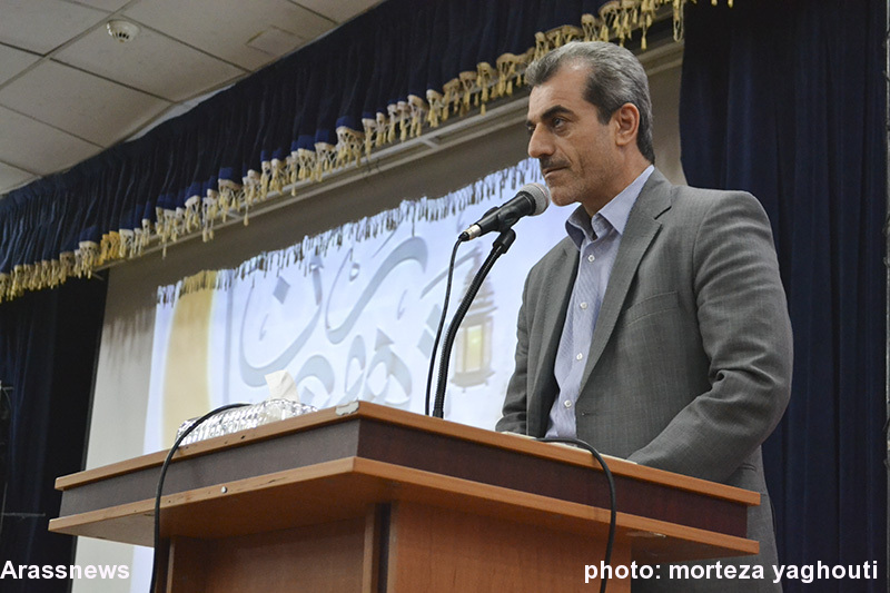 مدیرکل آموزش و پرورش خوزستان: آموزش و پرورش هیچگاه در اولویت دولت ها نبوده است / سرانه هر دانش آموز در استان ؛ 1400 تومان است!