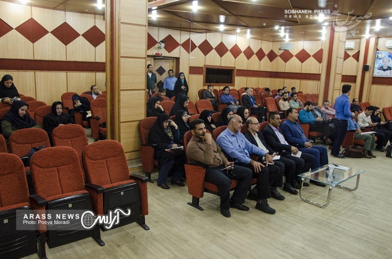 حاشیه های تصویری نشست خبری رئیس شورای اسلامی شهر اهواز با اصحاب رسانه