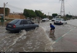 آبفا و شهرداری نسبت به وضعیت آبگرفتگی اهواز پاسخگو باشند
