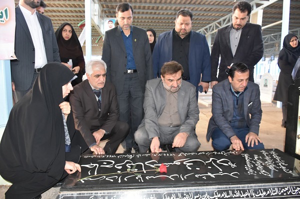 حضور سرکار خانم دکتر احمدپوری معاون رییس جمهور و رییس سازمان میراث فرهنگی؛گردشگری و صنایع دستی کشور در گلزار شهدای اهواز