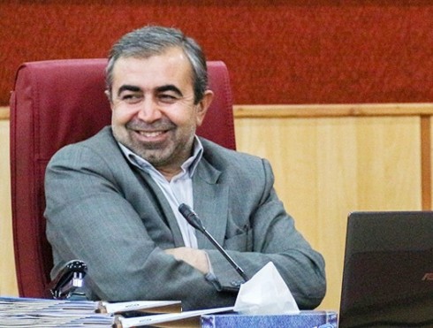 حیدری: طبق قانون شهرداری مسئولیتی در مقابل نگه داشتن متکدیان ندارد/ سیاه نمایی برخی از مسئولان کار درستی نیست