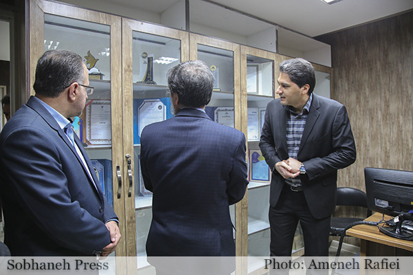 تصاویر/افتتاحیه مرکز رشد دانشگاه آزاد اهواز با حضور دکتر واشقانی معاون پژوهشی دانشگاه آزاد کشور