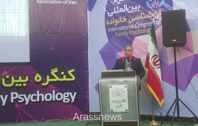 دکتر غلامعلی افروز: دولت باید وزارت خانواده را تشکیل دهد/میانگین آسیب پذیری در بین نوزادان خانم هایی که بالای 45 سالگی باردار می شوند کمتر از میانگین کل خانم های جامعه است/ دکتر محسن فاطمی: تمناهای عاطفی اگر مورد بی توجهی واقع شوند استرس در خانواده را تشدید خواهد کرد دکتر غلامعلی افروز: دولت باید وزارت خانواده را تشکیل دهد/میانگین آسیب پذیری در بین نوزادان خانم هایی که بالای 45 سالگی باردار می شوند کمتر از میانگین کل خانم های جامعه است/ دکتر محسن فاطمی: تمناهای عاطفی اگر مورد بی توجهی واقع شوند استرس در خانواده را تشدید خواهد کرد