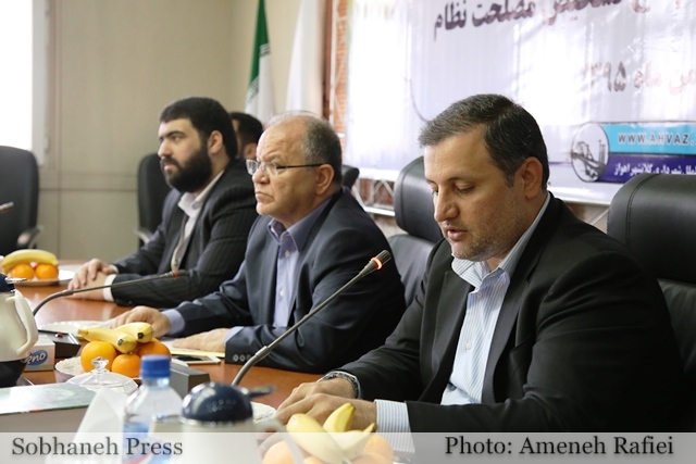 تصاویر / نشست هم اندیشی شهردار ی کلانشهر اهواز با مدیران راهبردی مجمع تشخیص مصلحت نظام