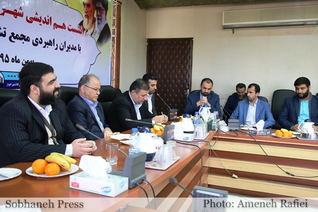 تصاویر / نشست هم اندیشی شهردار ی کلانشهر اهواز با مدیران راهبردی مجمع تشخیص مصلحت نظام