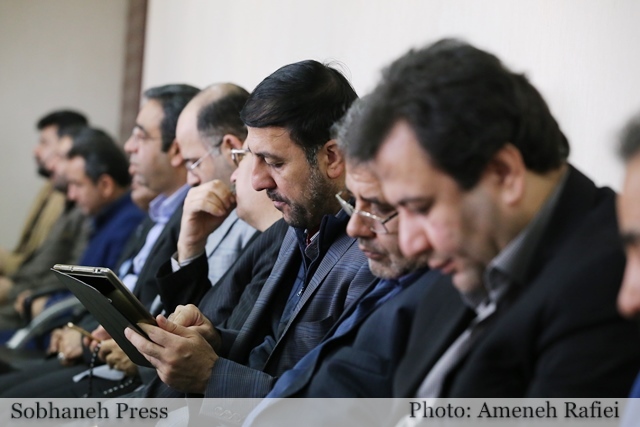 تصاویر / نشست هم اندیشی شهردار ی کلانشهر اهواز با مدیران راهبردی مجمع تشخیص مصلحت نظام