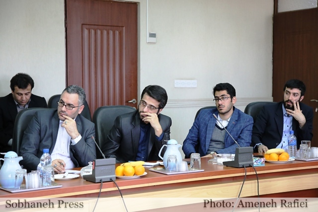 تصاویر / نشست هم اندیشی شهردار ی کلانشهر اهواز با مدیران راهبردی مجمع تشخیص مصلحت نظام