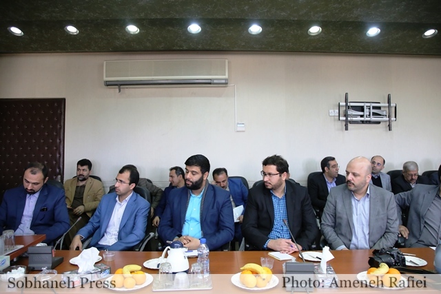 تصاویر / نشست هم اندیشی شهردار ی کلانشهر اهواز با مدیران راهبردی مجمع تشخیص مصلحت نظام