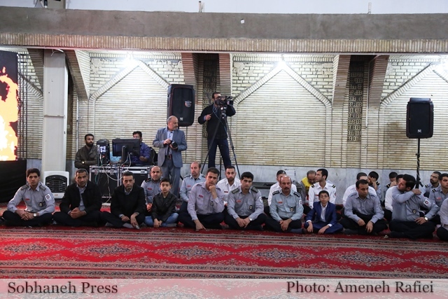 تصاویر / مراسم گرامیداشت شهدای آتشنشانان حادثه پلاسکو در مسجد ارشاد اهواز