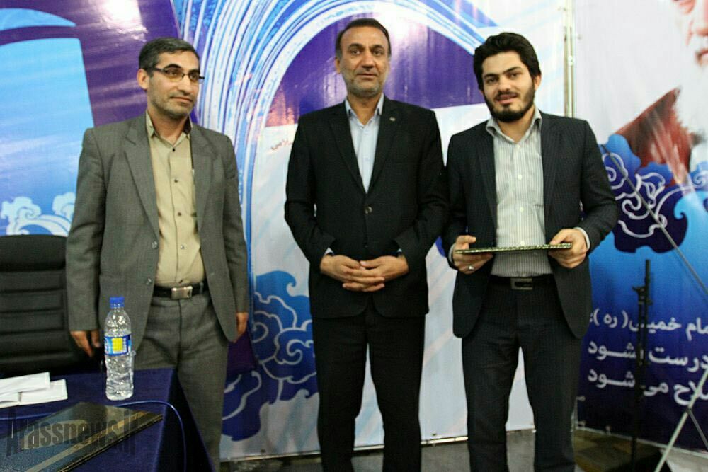 تصاویر/ فعالیتهای جنبی اداره فرهنگ و ارشاد اسلامی اهواز در یازدهمین نمایشگاه سراسری کتاب