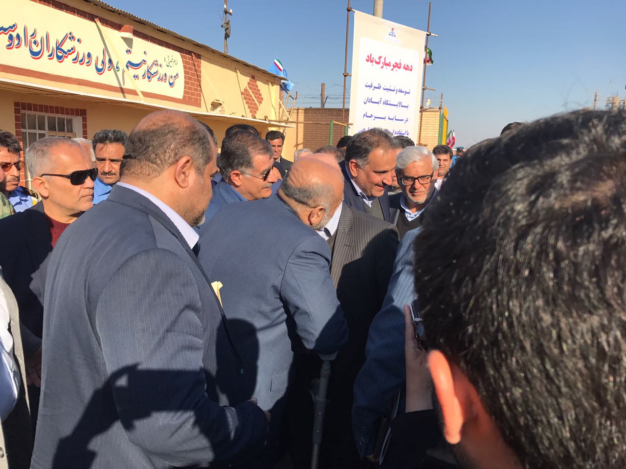 گزارش تصویری: وزير نفت هم اكنون وارد آبادان شد