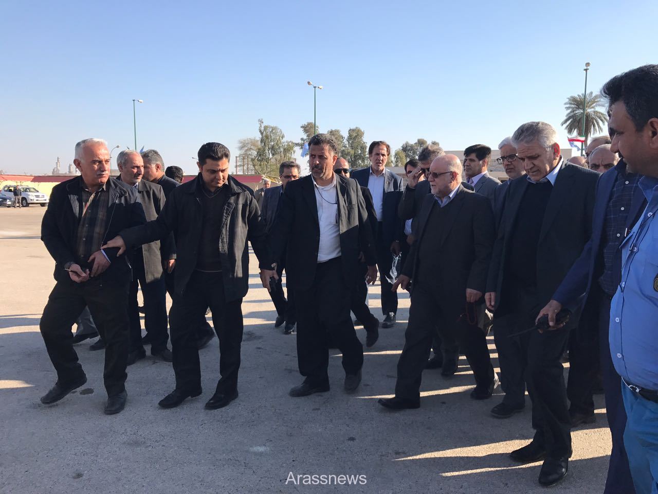 گزارش تصویری: وزير نفت هم اكنون وارد آبادان شد