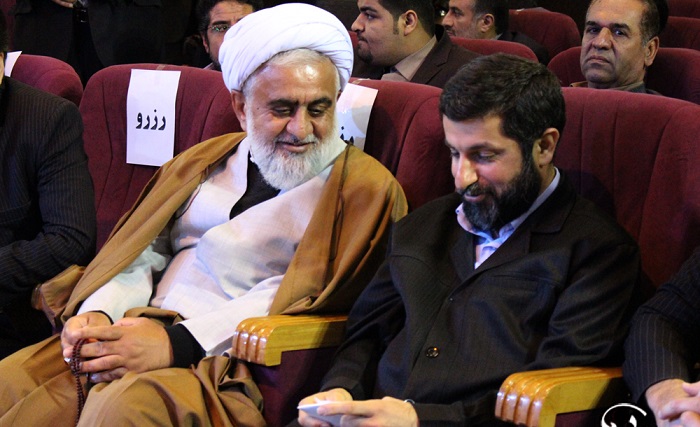 استاندار خوزستان در جشن حماسه انقلاب با فجرآفرینان بختیاری:باید با استفاده از فرصت ها و قابلیت ها و استعدادهای همه اقوام راه توسعه را هموار کرد
