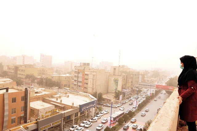 تصاویر/یک روز خاکی در اهواز
