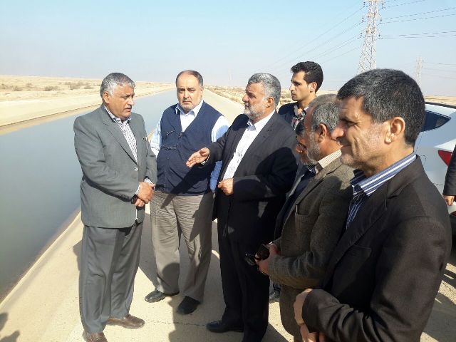 بازدید وزیر کشاورزی و هیئت همراه از منطقه نهال کاری و مرطوب سازی جنوب شرق اهواز
