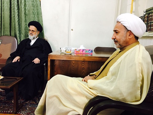 دیدار هماهنگ کننده انتخاباتی حامیان دکتر روحانی با دبیر مدرسین حوزه ی علمیه