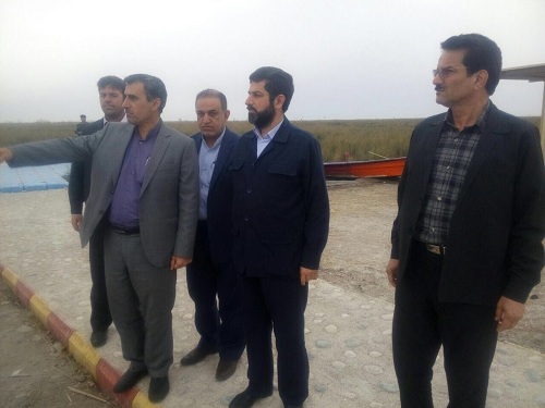 بازدید استاندار خوزستان از منطقه گردشگری و تالاب شادگان