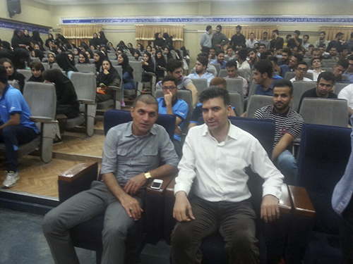 حضور عبدالله ویسی سرمربی تیم فوتبال استقلال خوزستان در نقد و بررسی فیلم من ناصرحجازی هستم