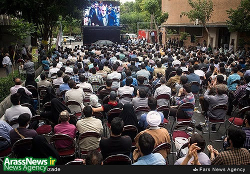 حاشیه‌هایی از جشن سومین سال «دکتر سلام»/3 عدد کرم ضدآفتاب برجام فقط هزار تومان!
