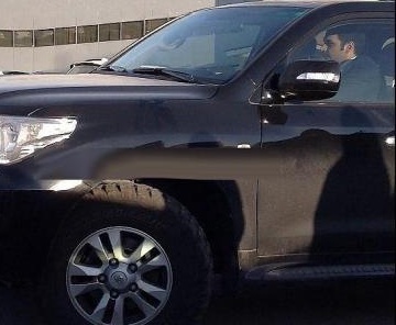 عکس/ اتومبیل شخصی مجری ماه عسل