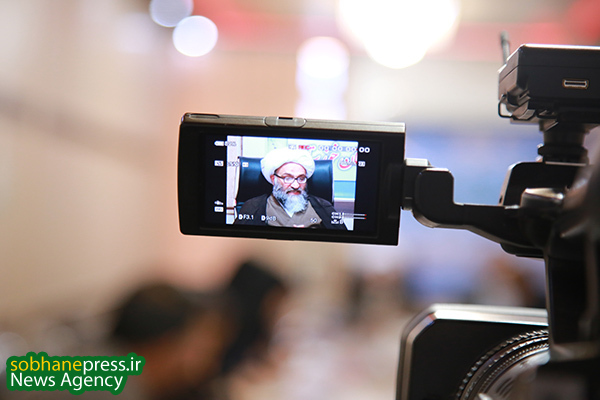 نشست خبری حضرت آیت الله دکتر حیدری و رئیس ستاد امر به معروف ونهی ازمنکر شهرستان اهواز با اصحاب رسانه