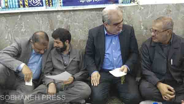 تصاویر/دیدار استاندار خوزستان،شهردار کلانشهر اهوازو فرماندار شهرستان اهواز با مردم منطقه محروم ملاشیه اهواز