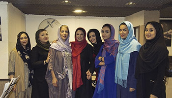 شهره سلطانی در حال آماده شدن برای کنسرتش +تصاویر