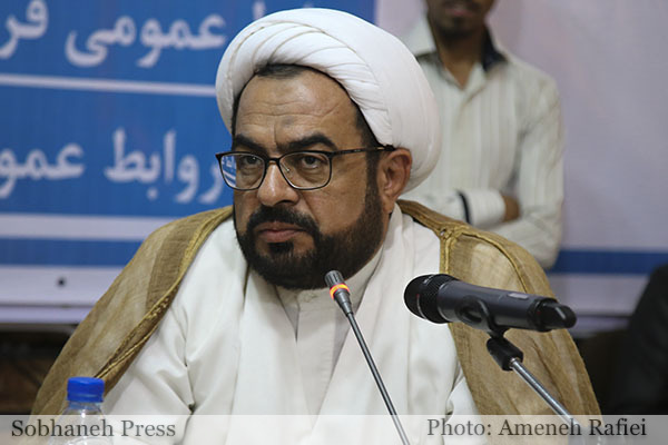 جلسه بررسی حل مشکل آب وفاضلاب در شادگان باحضور معاون وزیر نیرو آقای میدانی وبازدید میدانی در سطح شهرشادگان