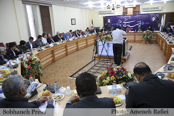 تصاویر / گفتگوی دولت با بخش خصوصی در استانداری خوزستان