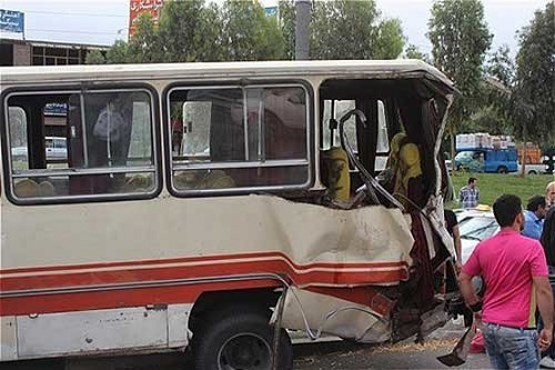 ۲۲ مصدوم بر اثر واژگونی مینی‌بوس در محور مسجد سلیمان به شوشتر