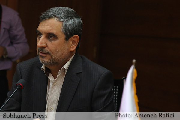 نشست خبری مدیر عامل فولاد اکسین خوزستان