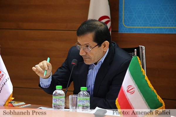 نشست خبری مدیر عامل فولاد اکسین خوزستان