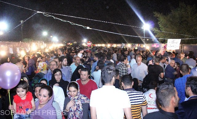 استقبال از جشنواره غذا در حمایت از بیماران صعب العلاج و سرطانی/ تاکید مدیرعامل سازمان فرهنگی شهرداری اهواز بر فعالیتهای اجتماعی و فرهنگی با مشارکت مردم