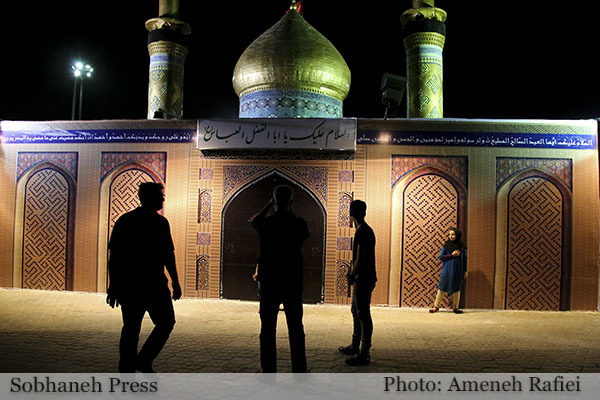 تصاویر / برپایی یادمان بین الحرمین در پارک دولت اهواز