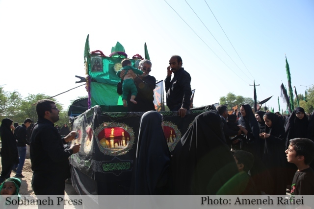تصاویر / مراسم روز عاشورا در شهرستان باوی ( ویس )