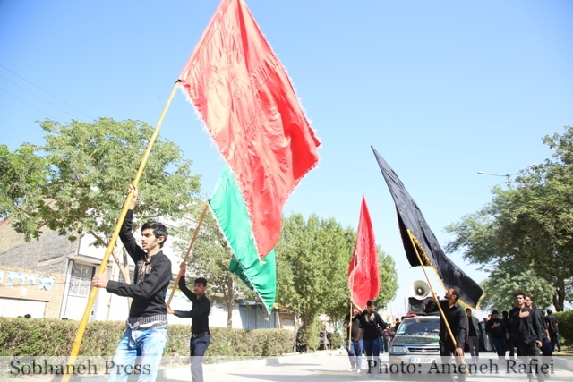 تصاویر / مراسم روز عاشورا در شهرستان باوی ( ویس )