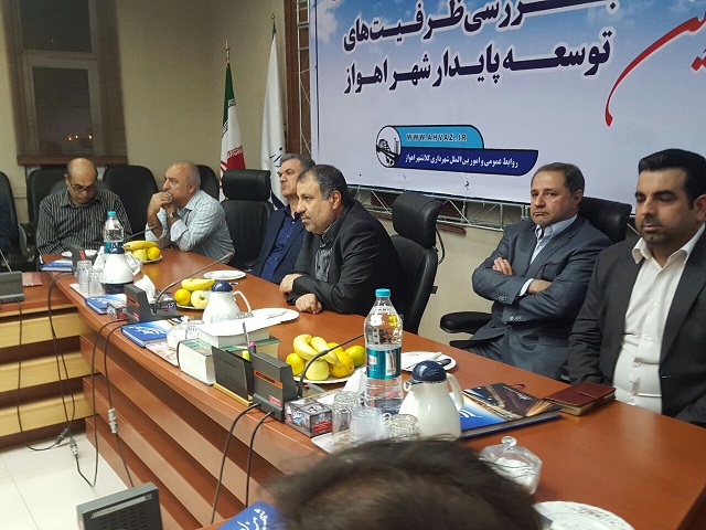 در جلسه شهردار اهواز با نخبگان علمی و فرهنگی چه گذشت؟ در جلسه شهردار اهواز با نخبگان علمی و فرهنگی چه گذشت؟