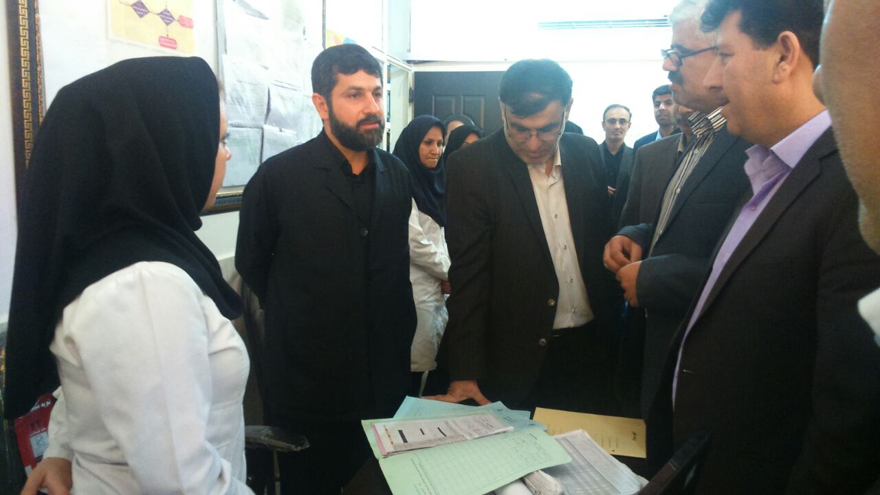 صرف 400 میلیارد تومان در زیر ساخت های الکترونیکی / عقد تفاهم نامه برای طرح سلامت الکترونیک