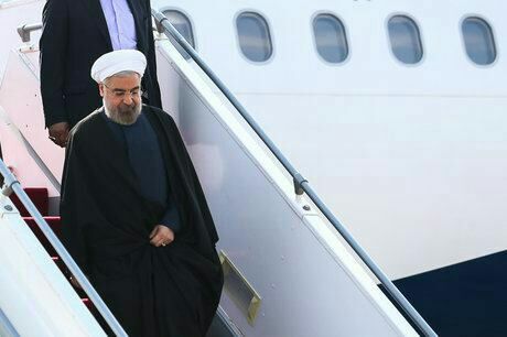 روحانی وارد خوزستان شد/ روحانی: در این سفر مسئله آب شرب خوزستان مورد توجه قرار می گیرد