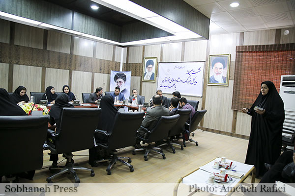 نشست صمیمانه مدیر کل فرهنگ وارشاد اسلامی خوزستان با اصحاب رسانه