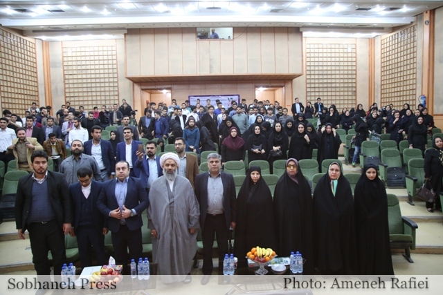 تصاویر / مراسم جشن  روز دانشجو دانشگاه شهرداری کلان شهر اهواز