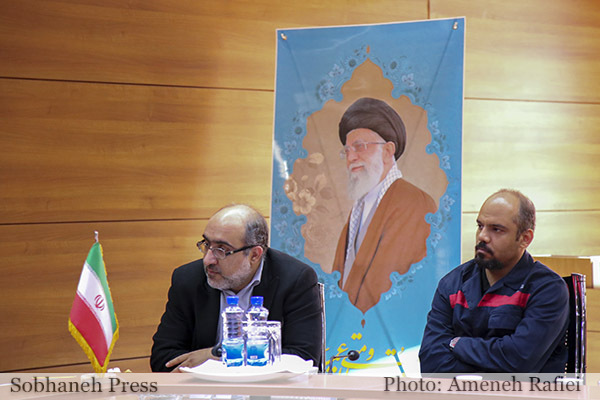 تصاویر / نشست معاون وزیر تعاون ،کار و رفاه اجتماعی با مدیر عامل شرکت فولاد اکسین خوزستان