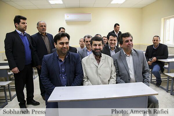 تصاویر/افتتاح پروژه های نوسازی مدارس باحضور معاون وزیر نوسازی و استاندارخوزستان در اهواز و دزفول