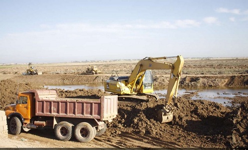 گزارش تصویری / بازدید معاون اول رییس جمهور از کانال انتقال آب به کانون های ریزگرد