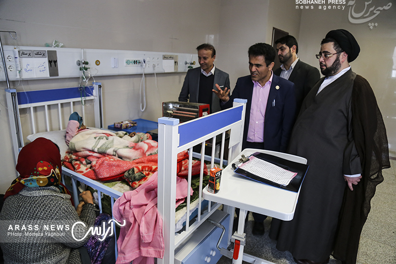 گزارش تصویری / بازدید حجت الاسلام والمسلمین دکتر سید محمد جواد موسوی جزایری و قائم مقام دانشگاه علوم پزشکی جندی شاپور از بیمارستان گلستان اهواز