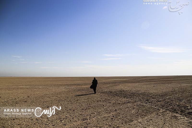 گزارش تصویری / بازدید استاندار خوزستان، مدیرکل مدیریت بحران خوزستان به همراه جمعی از مسئولین ازکانونهای ریزگردشرق اهواز