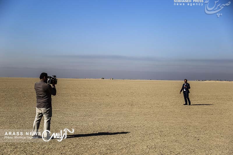 گزارش تصویری / بازدید استاندار خوزستان، مدیرکل مدیریت بحران خوزستان به همراه جمعی از مسئولین ازکانونهای ریزگردشرق اهواز
