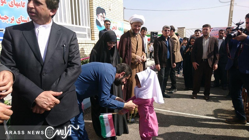 استاندار خوزستان خبر داد: افتتاح 48 فضای آموزشی در قالب 181 کلاس در دهه فجر/تا پایان سال ۹۷ کلیه مدارس کانکسی جمع آوری می شوند