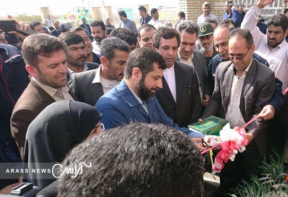 استاندار خوزستان خبر داد: افتتاح 48 فضای آموزشی در قالب 181 کلاس در دهه فجر/تا پایان سال ۹۷ کلیه مدارس کانکسی جمع آوری می شوند